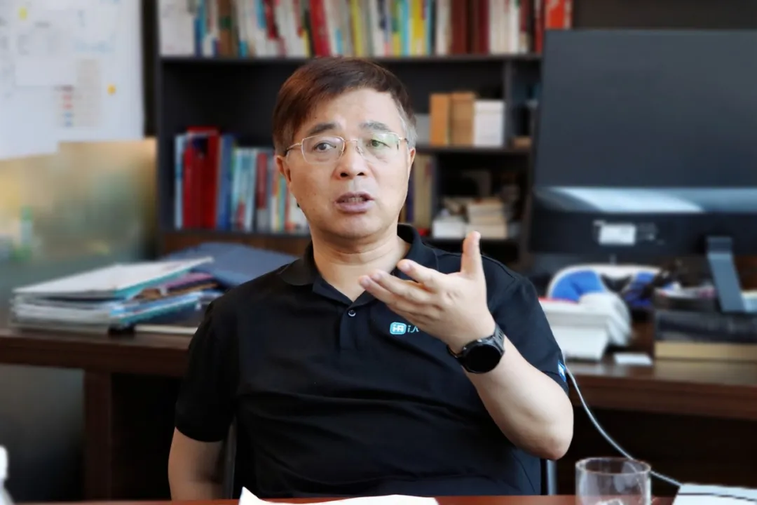 十年磨一劍，陪伴企業(yè)解決當(dāng)下，支持未來